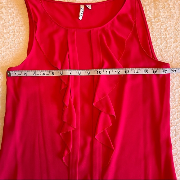 Hot pink sleeveless top - Picture 5 of 5
